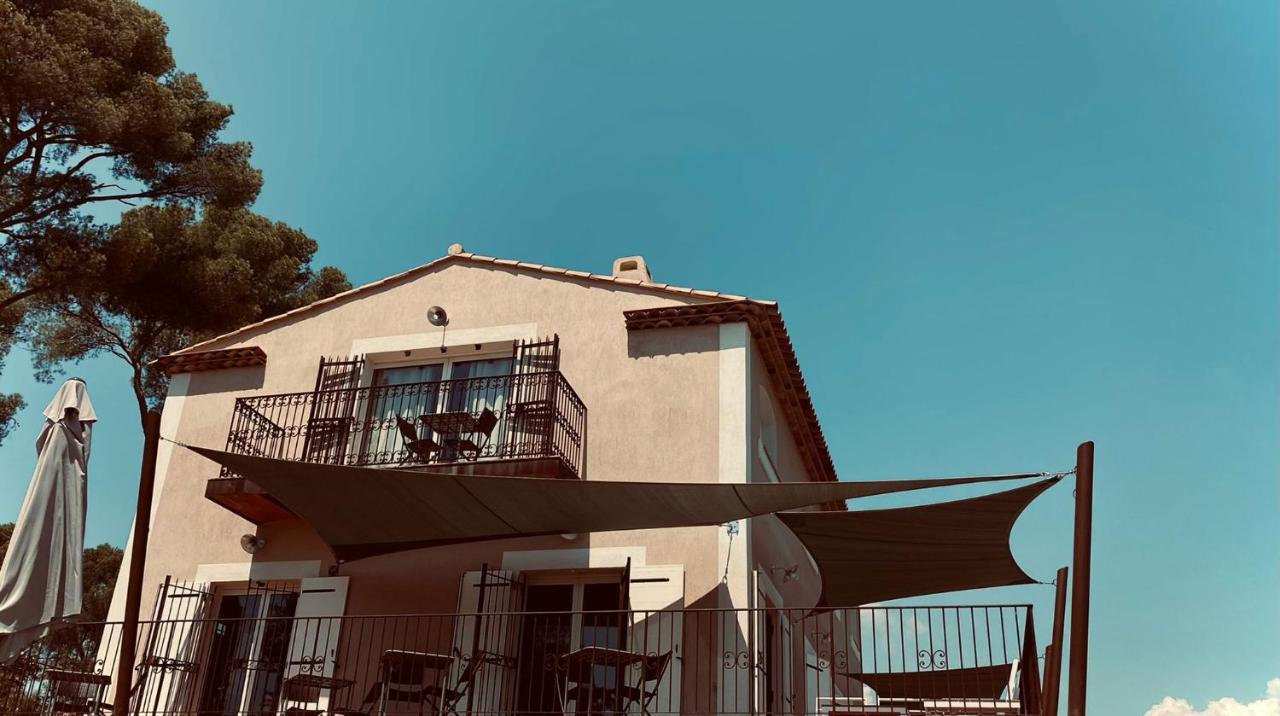 Sous Les Pins Gites Et Chambres D'Hotes La Londe-les-Maures Zewnętrze zdjęcie
